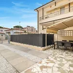 Holiday Home Daniela, Cozy Villa In Lido Di Camaiore Near The Beach