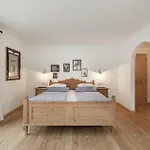 Apartments Isgla