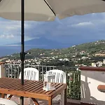 Villa Con Vista Sul Golfo Di Napoli E Isola Di Capri