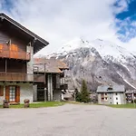 Aosta - La Thuile - Condominio Rolland