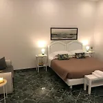 Casa Larrosa