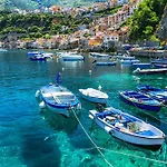 Leonardo Suites Scilla