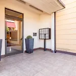 Grace'S House