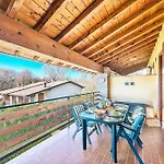 Le Cicorie 8-P1 Apartment By Wonderful Italy