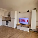 The Stopover Suite House