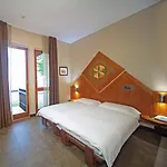 Smeraldo Apartments