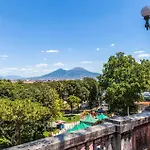 Lovely Apartment In Torre Del Greco With Kitchen