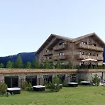 Paradise Lodge