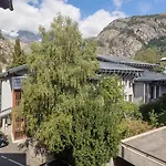 Cozy Apartment In Courmeyeur City Center
