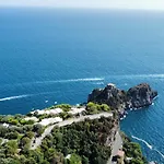 Amalfi House Marlidia
