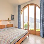 Wonderful Flat With Swimming Pool Lift And Garden