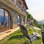 Wonderful Flat With Swimming Pool Lift And Garden