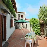 Spacious Mansion In Parghelia Near Sea