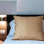 Guesthouse Lake'S Vibes - The House Of Travelers