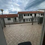 Appartamento Grazioso Con Giardino