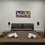Be Your Home - La Darsena Guest House