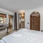 Hotel Ramon