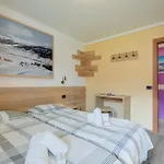 Italia 1 Ski In- Ski Out Mt 50 - Happy Rentals