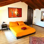 Cozy Rooms