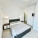 Sun Beach Apartment - New