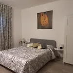 Rose House Rent
