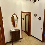S325 - Sirolo, Quadrilocale In Centro Con Giardino E Posto Auto