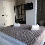 Global Hotel