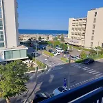 Global Hotel
