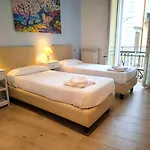 Agora