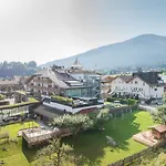 Hotel Fameli