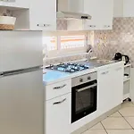 Serao House, 2 Piano In Centro