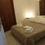 Attico Panoramico 5 Posti Letto - Fiumicino Aeroporto E Fiera