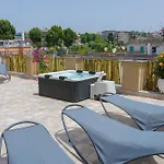Rooftop Parthenopeo Contemporary Rooms