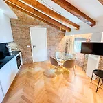 Trieste Boulevard Apartments