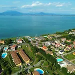Topazio Apartment - Vista Piscina A 150M Dal Lago
