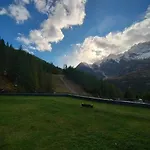 Cielo Alto Ski House