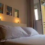 La Casa Di Elia Giardino Pubblico