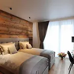 5Br Luxurious Contemporary Mountain Home