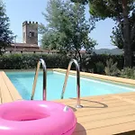 3 Bedroom Gorgeous Home In Camaiore