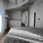 Grazioso Appartamento 2
