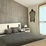 N290 - Numana, Ampio Trilocale Con Terrazzo Vista Mare