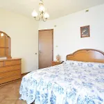 2 Bedroom Beautiful Home In Viareggio