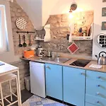 The Nest - Lovely Studio With Private Garden
