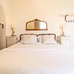 Storica Villa Sul Lago Di Como Con Darsena Privata