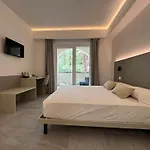 Villa Mimosa Florital