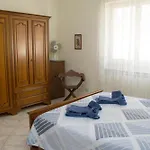 Summer Apartment