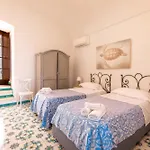 Hotel Torre Dei Borboni