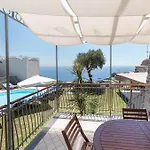 Olga'S Relais With Pool