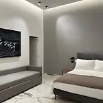 Insogno Suites