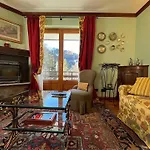 Awesome Three Bedroom Apartment In Courmayeur